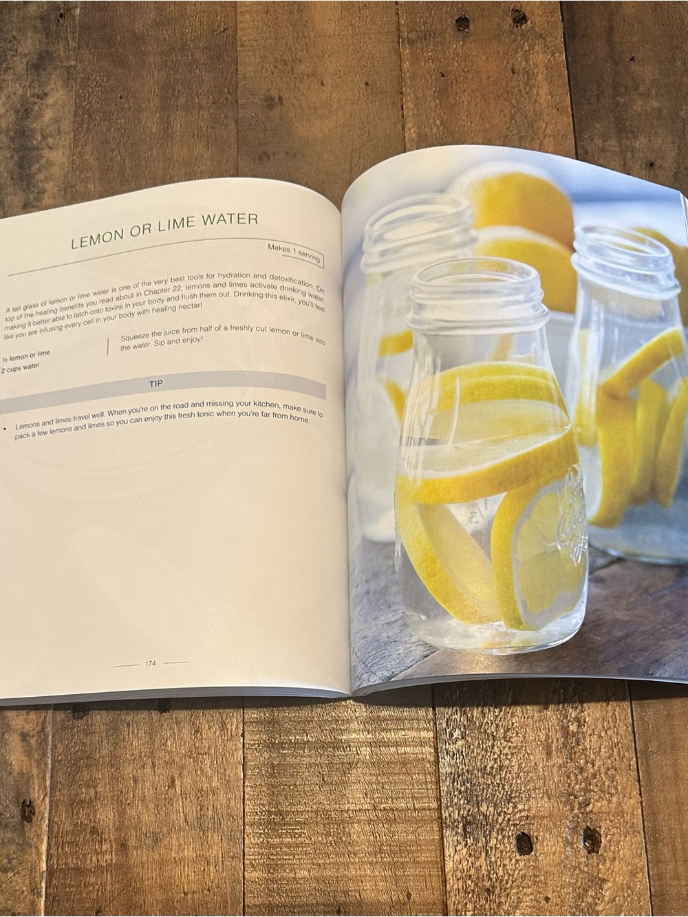 Thyroid Healing Book - Medical Medium - Picture 3 of 5